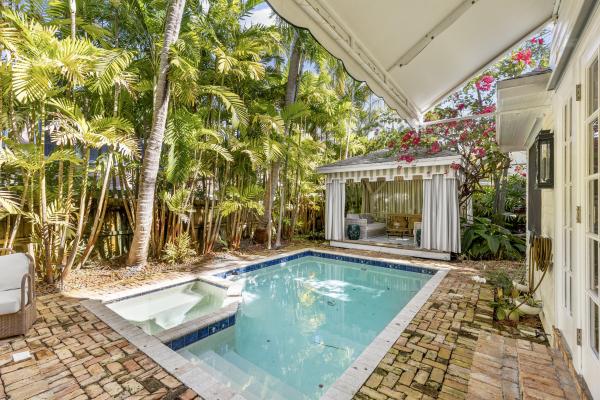 Croton Park, 321 Croton Way, West Palm Beach, Florida 33401, image 2