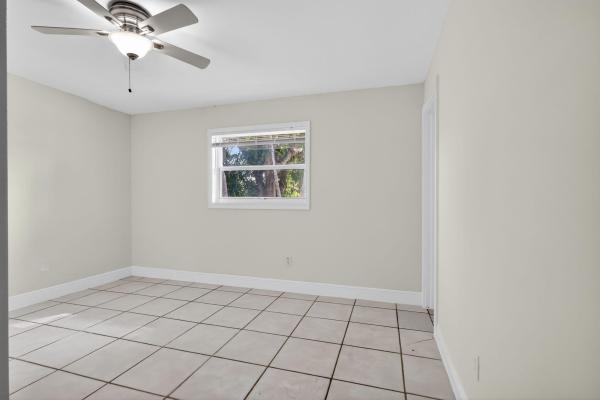 Whispering Palms, 926 S 13th Ave, Lake Worth Beach, Florida 33460, image 1