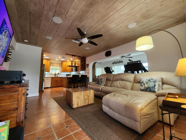 Lake Worth Town, 1219 N M St, Lake Worth Beach, Florida 33460, image 1