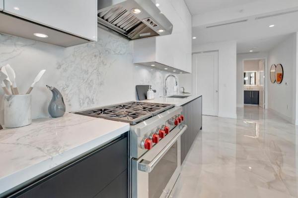 Royal Palm Residences, 475 E Royal Palm Rd #906, Boca Raton, Florida 33432, image 2