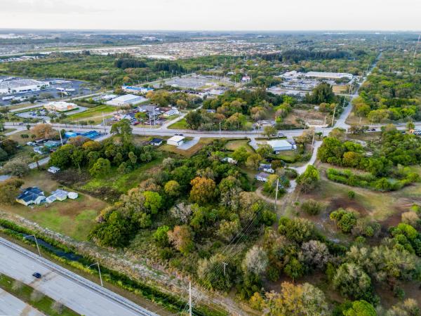 Fort Pierce Residential, 2111 S 37th St, Fort Pierce, Florida 34947, image 1