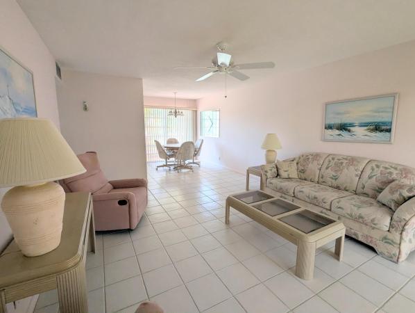 2 Golfs Edge #D, West Palm Beach, Florida 33417, image 1