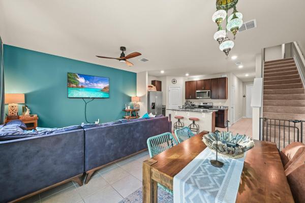 Enclave At Mangonia Park, 1624 Lindley St, Mangonia Park, Florida 33407, image 2