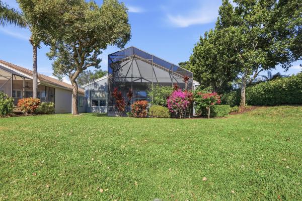 Valencia Shores, 8752 Palm River Dr, Lake Worth, Florida 33467, image 1