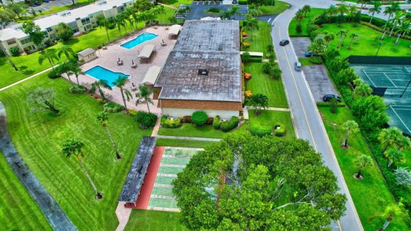 Abbey Village, 10 Willowbrook Ln #205, Delray Beach, Florida 33446, image 1