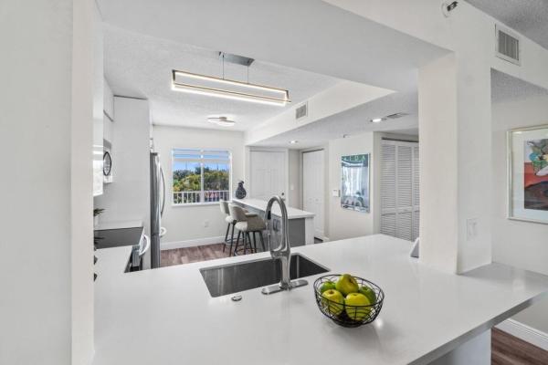 Huntington Pointe, 14095 Royal Vista Dr #409, Delray Beach, Florida 33484, image 3