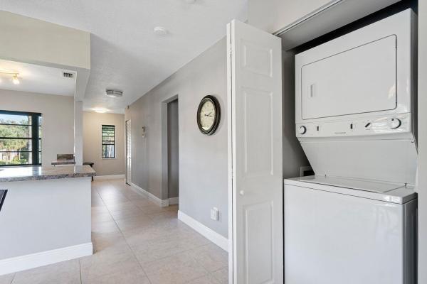 Glades Of Boca Lago, 21863 Arriba Real, Boca Raton, Florida 33433, image 3