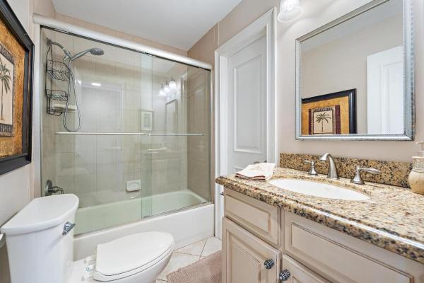 Wilshire East, 400 Wilma Cir #309, Riviera Beach, Florida 33404, image 2