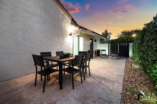 Rainberry Lake, 2105 NW 12th St, Delray Beach, Florida 33445, image 1