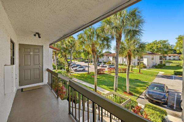 The Cypresses Of Boca Lago, 9193 Pecky Cypress Ln #6F, Boca Raton, Florida 33428, image 1