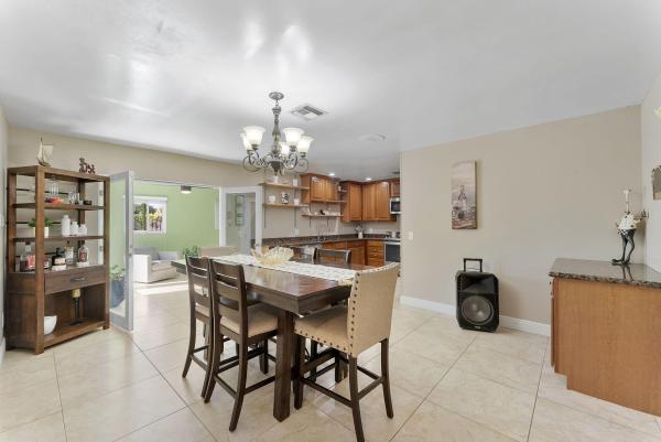 Eastwood Of Wellington, 1289 Anhinga Dr, Wellington, Florida 33414, image 3