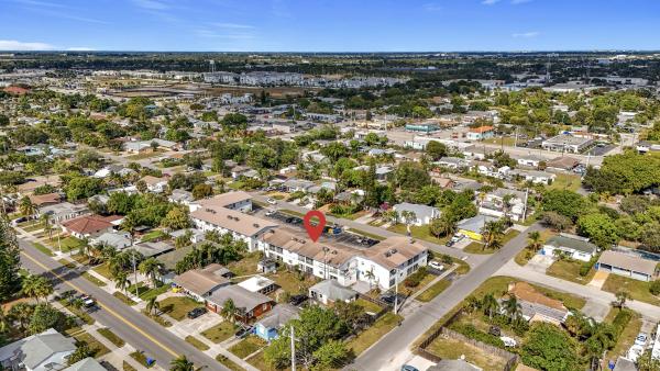 Four Palms, 410 W Palm St #24, Lantana, Florida 33462, image 2