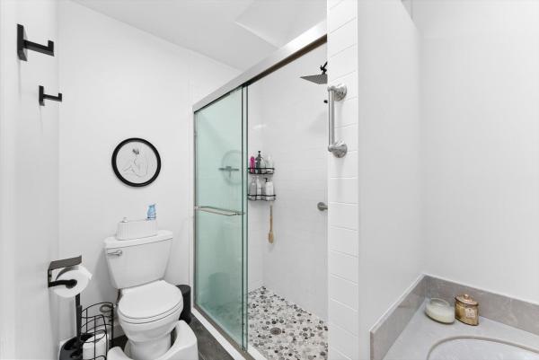 Citrus Glen, 175 Executive Cir, Boynton Beach, Florida 33436, image 2