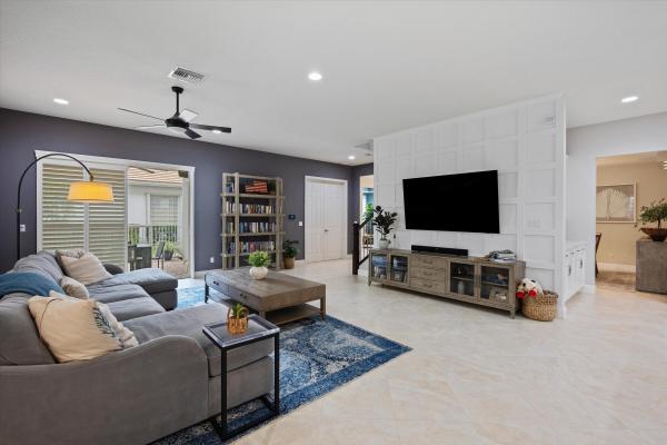 Greenwood Manor At Palm Beach Plantation, 8181 Butler Greenwood Dr, West Palm Beach, Florida 33411, image 3