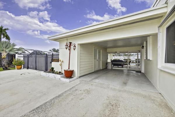 Lake Osborne Estates, 1610 Crest Dr, Lake Worth Beach, Florida 33461, image 1