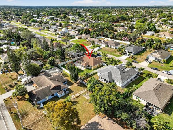 Swan Park, 1121 SW Ivanhoe St, Port St. Lucie, Florida 34983, image 2