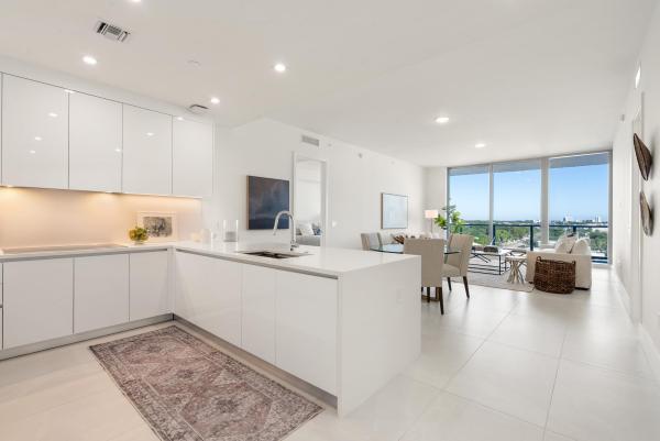 220 Lake Shore Dr #817, Lake Park, Florida 33403, image 2