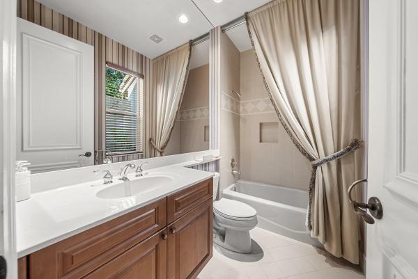 Vintage Isle, 161 Vintageisle Ln, Palm Beach Gardens, Florida 33418, image 3