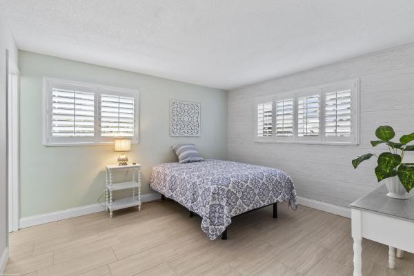 Little Club, 18081 SE Country Club Dr #7-61, Jupiter, Florida 33469, image 2