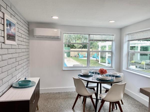 Linns, 304 SE 3rd St, Delray Beach, Florida 33483, image 2
