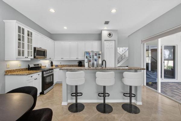 Isle Verde, 166 Isle Verde Way, Palm Beach Gardens, Florida 33418, image 1