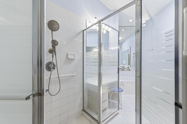 Oaks East, 325 Kelsey Park Cir, Palm Beach Gardens, Florida 33410, image 1