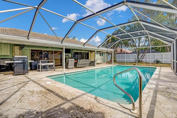 Sandpiper Bay, 1826 SE Greendon Rd, Port St. Lucie, Florida 34952, image 2