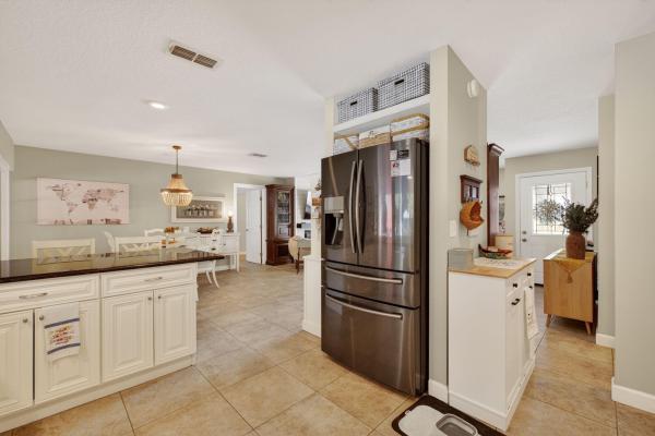 1206 White Oak Ln, Fort Pierce, Florida 34982, image 3