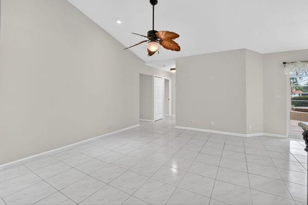 Boca Greens Country Club, 10194 Canoe Brook Cir, Boca Raton, Florida 33498, image 1