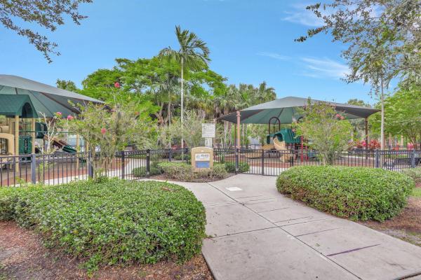 Palm-Aire Country Club 6, 3960 Oaks Clubhouse Dr #512, Pompano Beach, Florida 33069, image 2