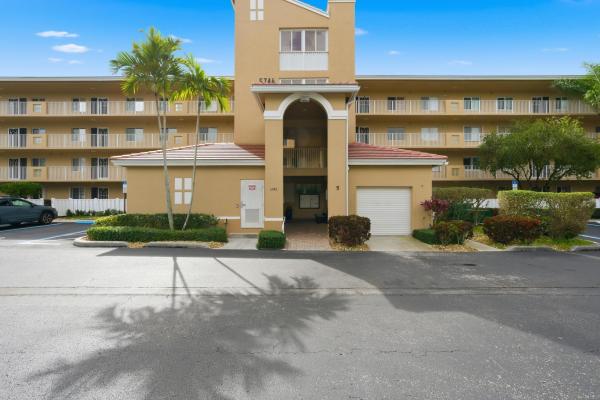 Regal Shores North At Coral Lakes, 5746 Crystal Shores Dr #307, Boynton Beach, Florida 33437, image 1