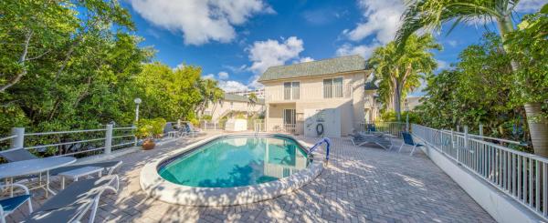 Barbican, 3601 S Ocean Blvd #408, South Palm Beach, Florida 33480, image 2