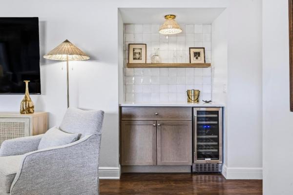 802 Wingfoot Dr #B, West Palm Beach, Florida 33458, image 1