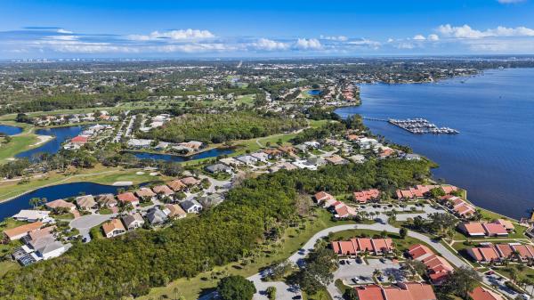 Carrick Green, 3193 SE Carrick Green Ct, Port St. Lucie, Florida 34952, image 2