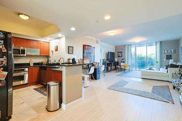 One Fifty One At Biscayne, 15051 Royal Oaks Ln #401, North Miami, Florida 33181, image 1