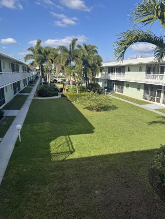 Tarelton Manor, 2100 NE 38th St #221, Lighthouse Point, Florida 33064, image 1
