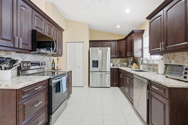 Waterford At The Cascades, 11544 Pallas Dr, Boynton Beach, Florida 33437, image 3
