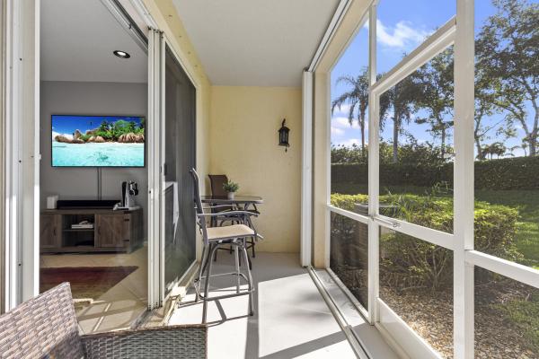 Melrose Verona Lakes, 8068 Briantea Dr, Boynton Beach, Florida 33472, image 2