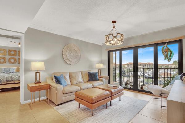 The Marina At The Bluffs, 901 Seafarer Cir #403, Jupiter, Florida 33477, image 3