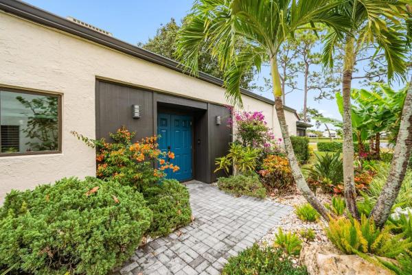 The Palms Of Boca Lago, 21680 Tall Palm Cir, Boca Raton, Florida 33433, image 2