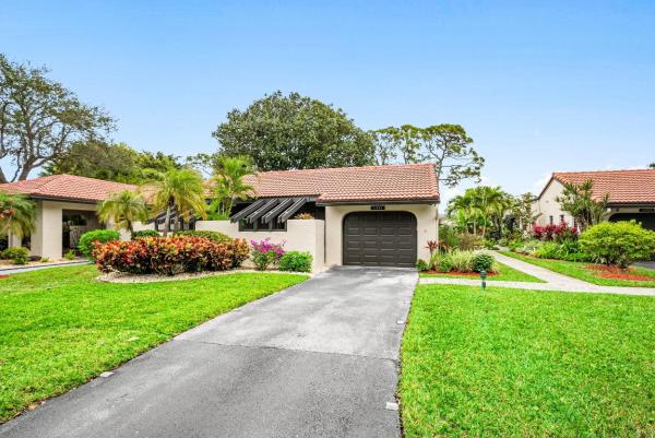 The Palms Of Boca Lago, 21680 Tall Palm Cir, Boca Raton, Florida 33433, image 1