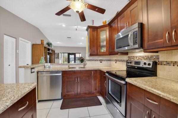 Greenleaf At Whisper Walk, 18921 Argosy Dr, Boca Raton, Florida 33496, image 1