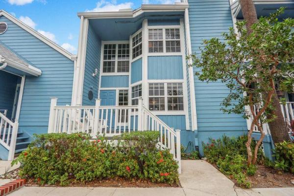 Villas Of Ocean Dunes, 726 Ocean Dunes Cir, Jupiter, Florida 33477, image 2