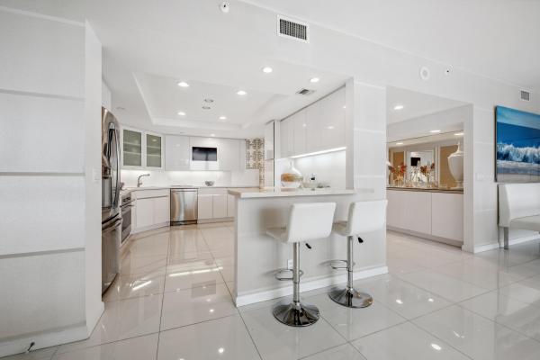 2100 At Sloan's Curve, 2100 S Ocean Blvd, Palm Beach, Florida 33480, image 2