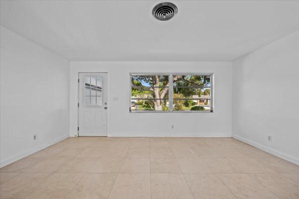 Lake Park Residential, 516 Sabal Palm Dr, Lake Park, Florida 33403, image 2
