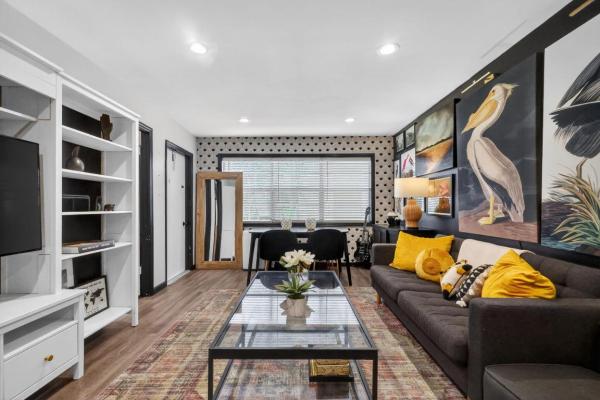 124 Lake Evelyn Dr, West Palm Beach, Florida 33411, image 1