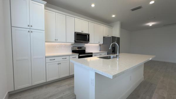 Sandpiper Pointe, 621 Parsons Way, Deerfield Beach, Florida 33442, image 3