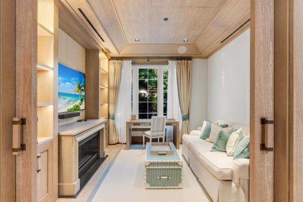 238 Phipps Plz, Palm Beach, Florida 33480, image 3
