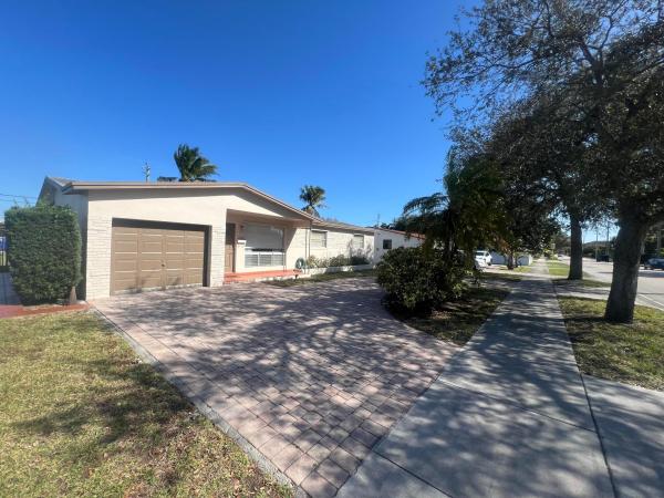 Hollywood Hills, 4007 Johnson St, Hollywood, Florida 33021, image 1