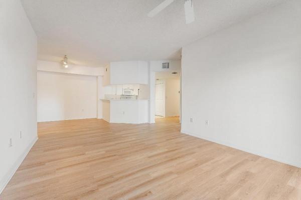 Sarento At San Matera, 2729 Anzio Ct #203, Palm Beach Gardens, Florida 33410, image 1